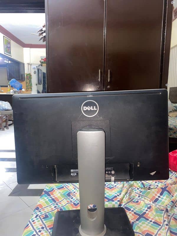 Dell LCD monitor 10/10 condition 4