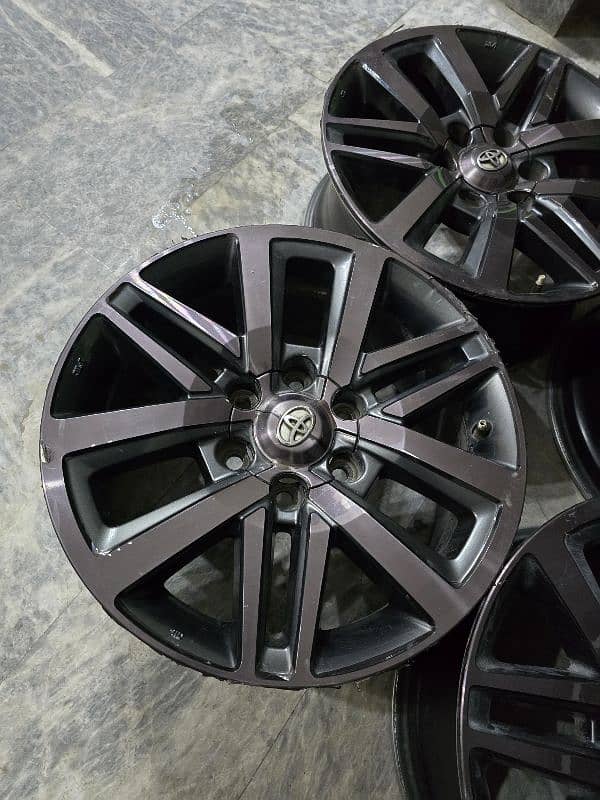 Fortuner Revo Vigo 2010-2025 Rims Original 18 inch 0