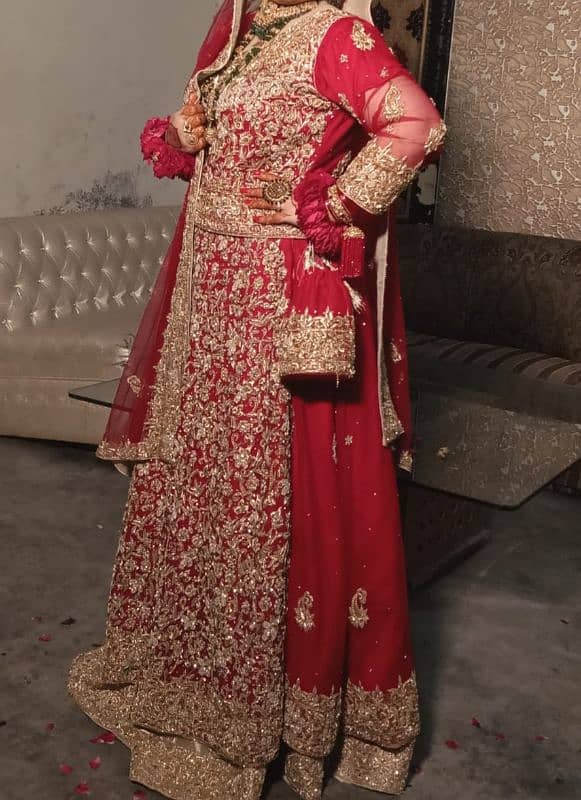 Red bridal lehenga 1