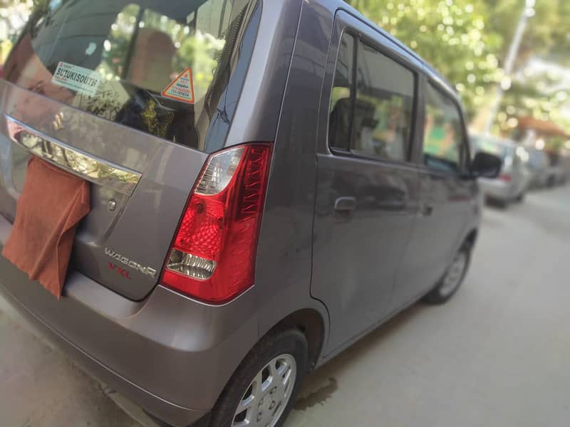 Suzuki Wagon R 2018 14