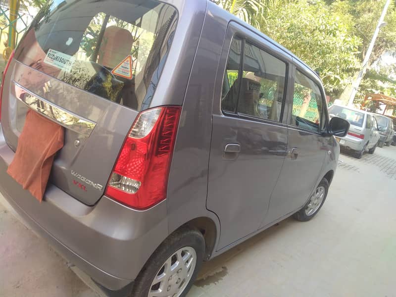 Suzuki Wagon R 2018 18