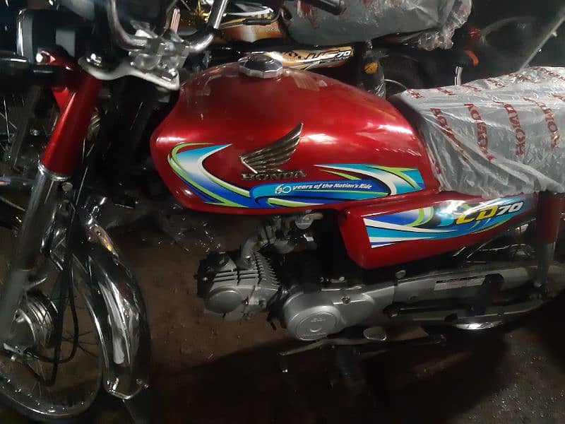 HONDA CD 70 RED GOOD CONDITION 0