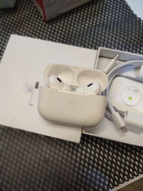 airpods. pro2 2