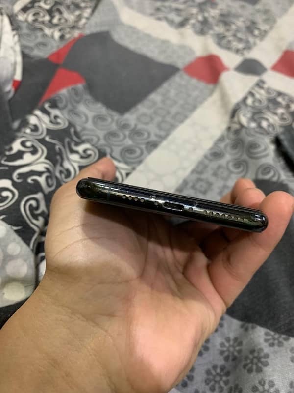 Iphone 11 Pro Max Non PTA jv 4