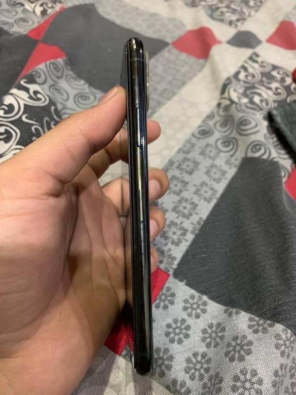 Iphone 11 Pro Max Non PTA jv 5