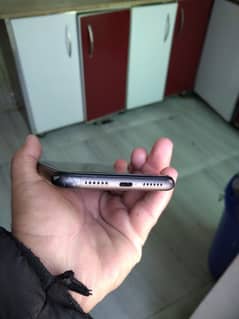 iphone 11 pannel damage factory unlock pta approved