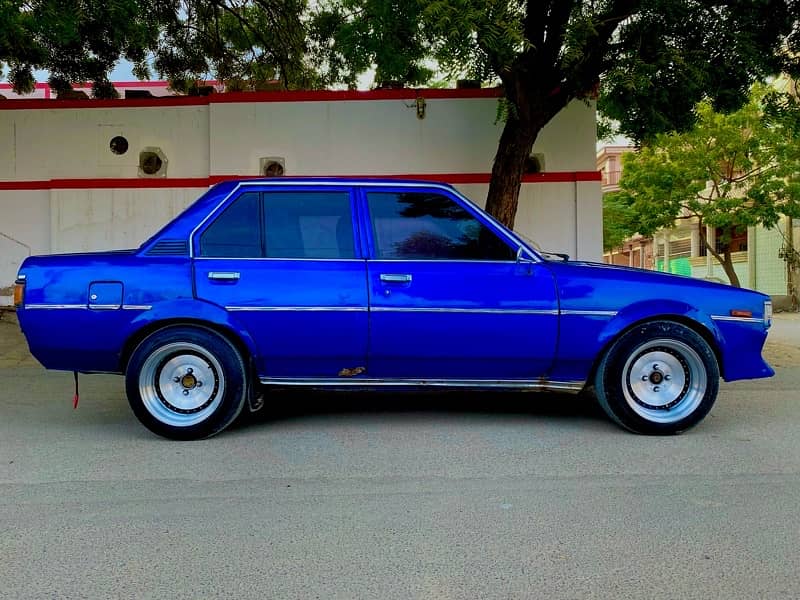 ke70  toyota corolla 4