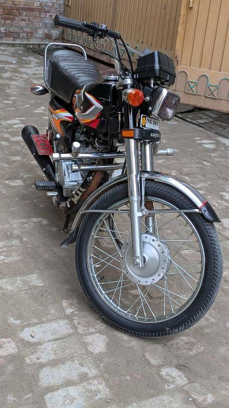 Honda CG 125 2022 model 10/10 condition 4