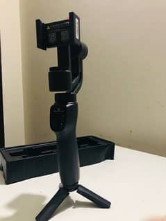 3 Axis gimbal and stabilizer for phone