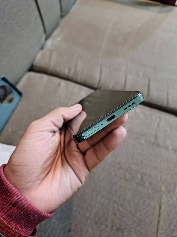 OPPO Reno 12f 7