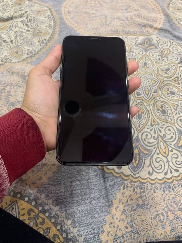 iphone xsmax 256gb 4