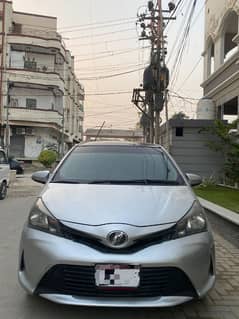 Toyota Vitz Spider shape 2015