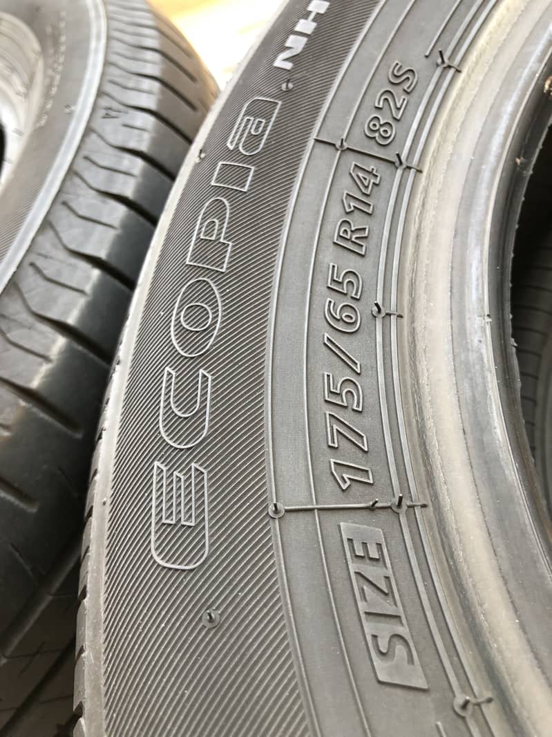 4tyres set 175/65 R14 (BRIDGESTONE)(condition 8/10) 14