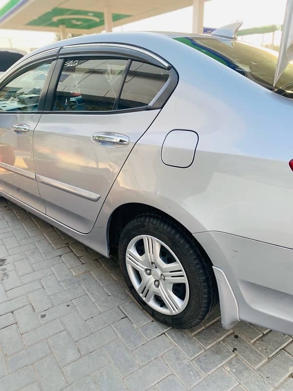 Honda City 1.5 auto 2018 beige interior 3