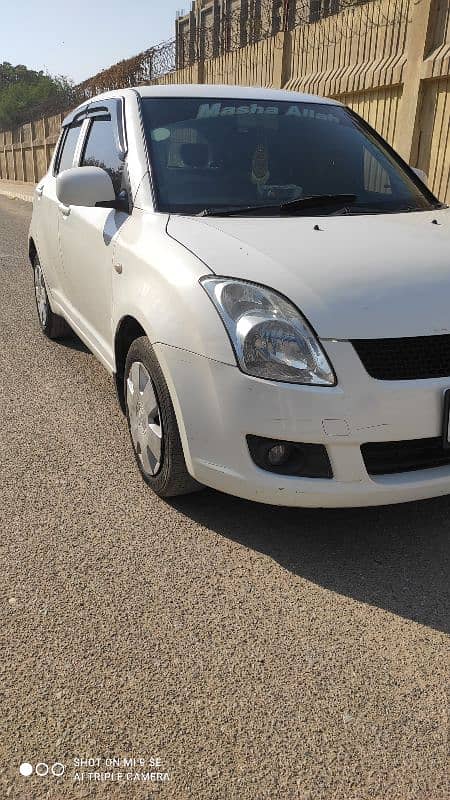 Suzuki Swift 2011 urgent sale 1