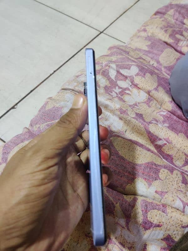 Realme Note 60 5