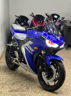 yamaha r3 250cc ( single cylinder sports heavy bike )