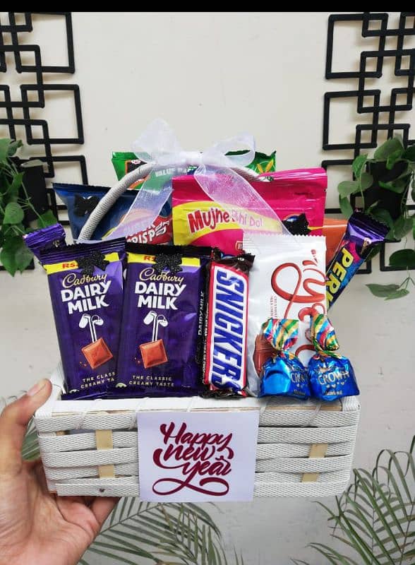 Gift Basket Chocolate Box Bouquet Flowers Hamper 5