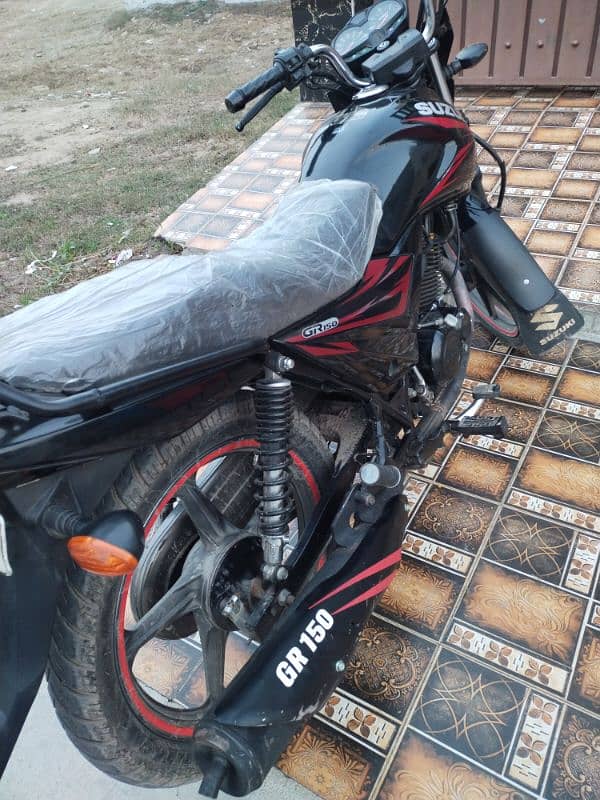 SUZUKI GR 150 GOOD CONDITION 4