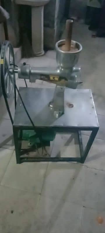 MUSAMMI JUICER MACHINE electric model 60 number 2