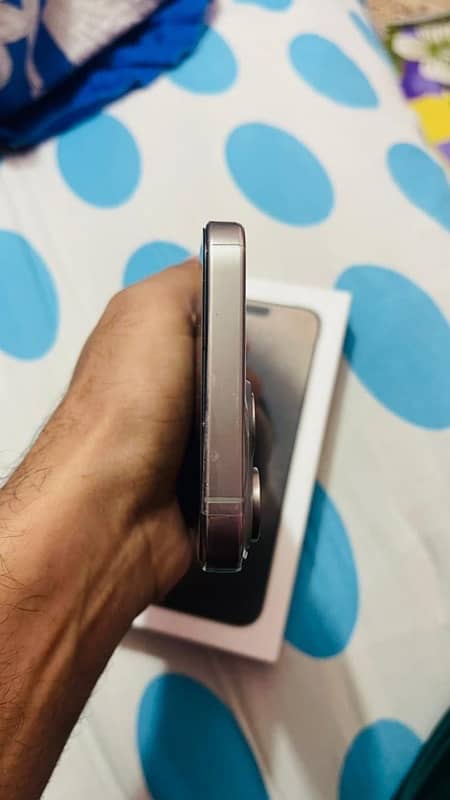 iphone 15 pro max 256gb HONG KONG Model 6