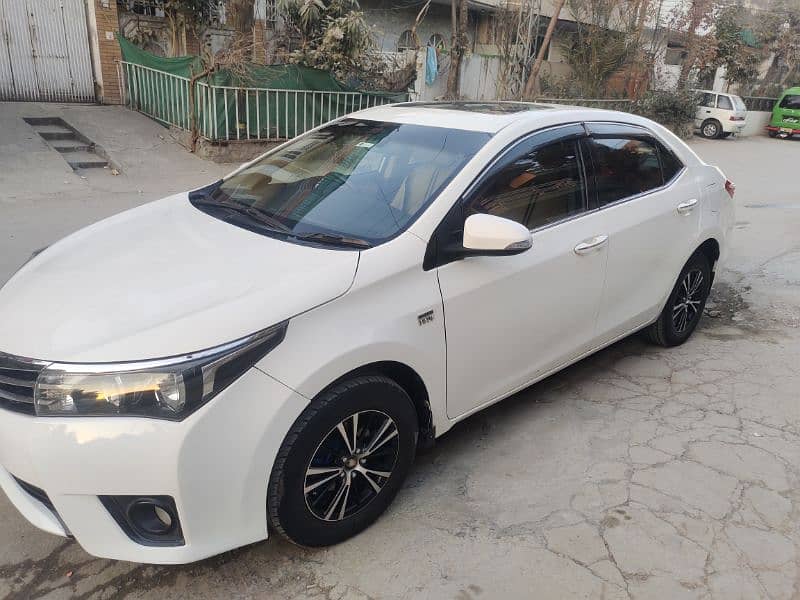 Toyota Altis Grande 2015 3