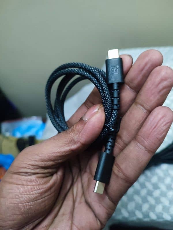 iphone charger 18 watt original in affordable price Read add 2