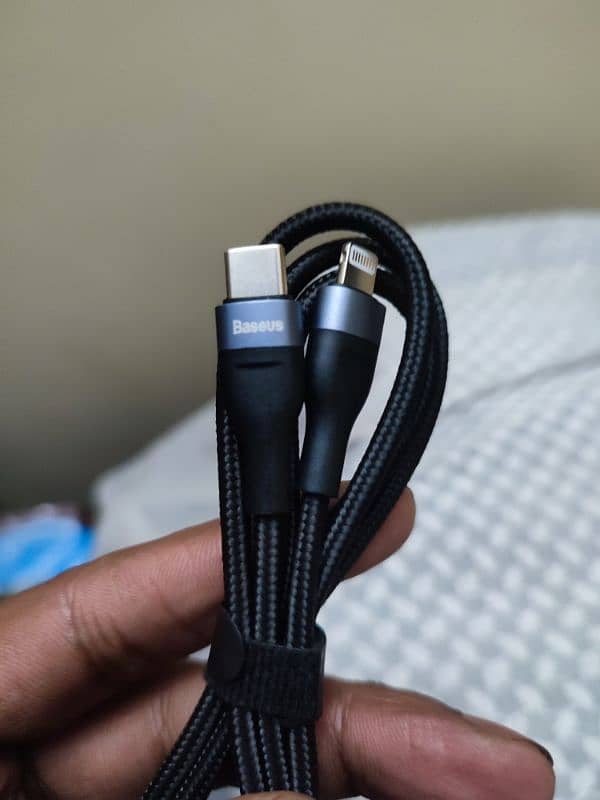 iphone charger 18 watt original in affordable price Read add 3