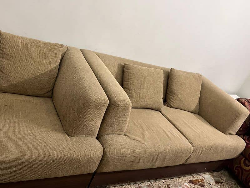 Habbit 6 seater Sofa 1