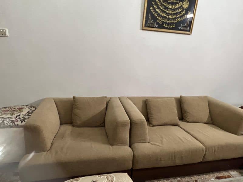 Habbit 6 seater Sofa 2