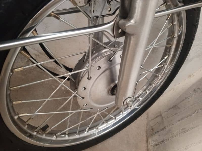 Honda CG 125 / 2018 new condition 4