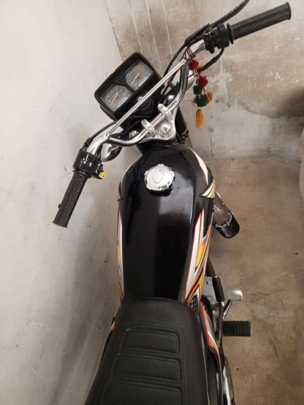 Honda CG 125 / 2018 new condition 7