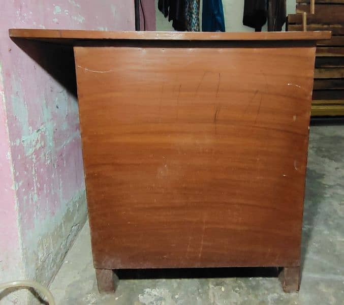 wooden Table For Sale. 3