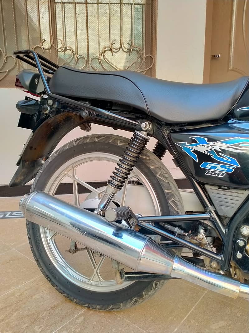 Suzuki gs 150se 2020 5