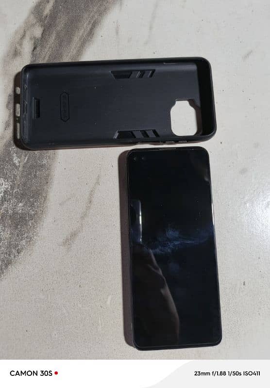 Motorola One 5g condition 10/9 h koi dot or shade nhi h 3