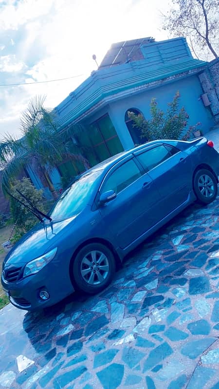 Toyota Corolla Altis 2012 4