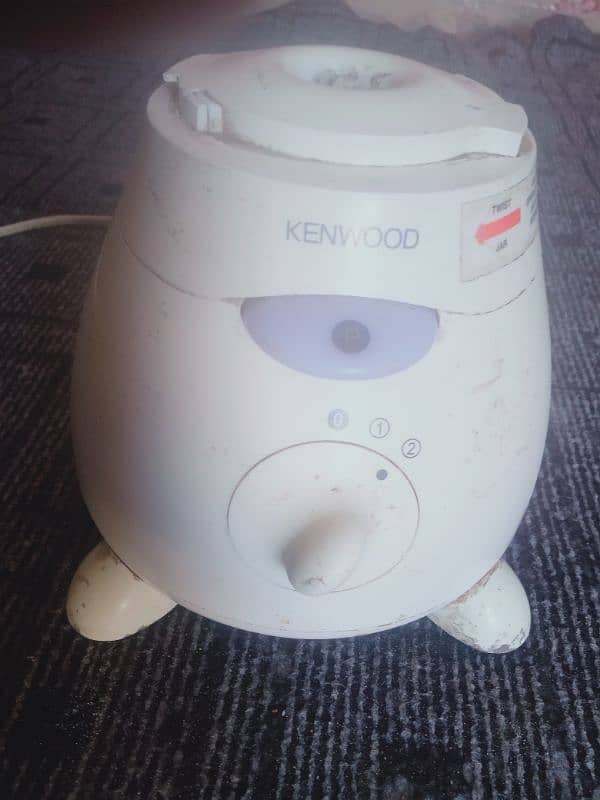 Kenwood juicer with out jug 1