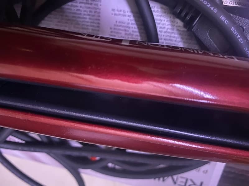 Remington S9600 Ceramic Coated Straightener - Red 9