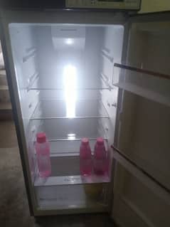 saudia fridge 1 year use . . . . new condition