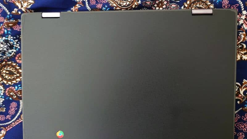 Lenovo chrome book 0