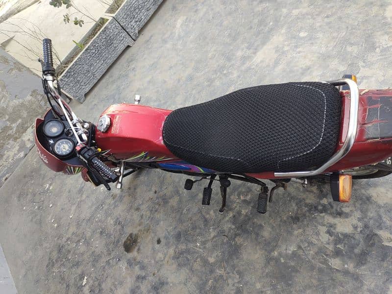 Honda pardar 100cc engen bilkul ok hai sho 10by 8hai 2