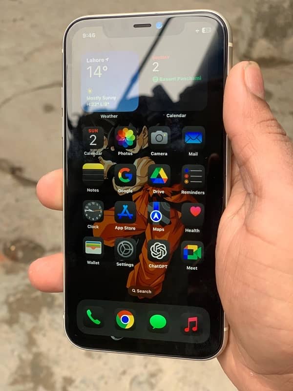 iPhone 11 128 gb factory unlock 2monsim avail 10by10 exchange possible 4