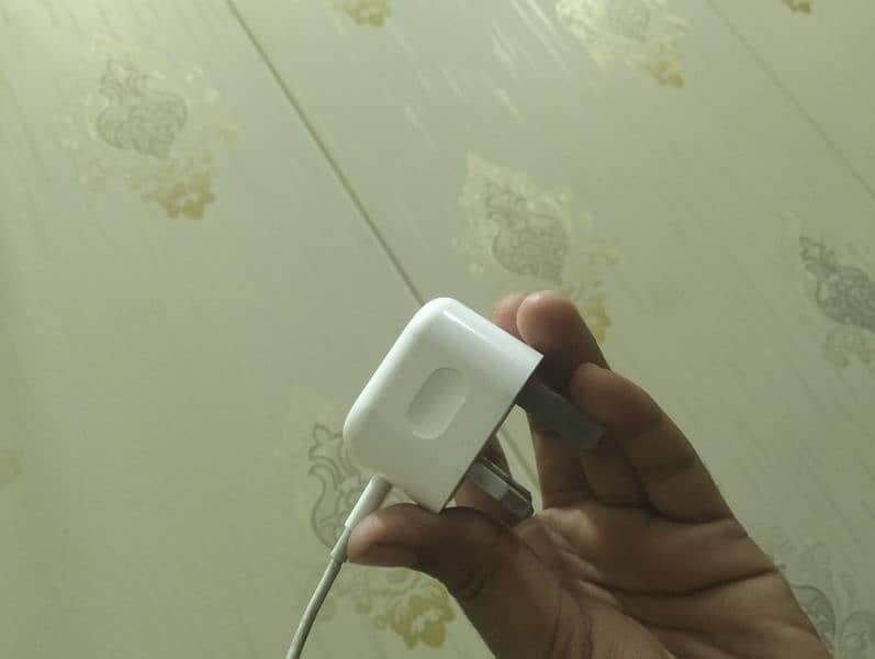 iphone charger 1