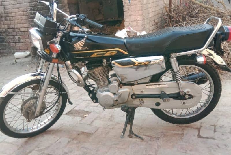 Honda cg125 8