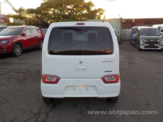 Suzuki Wagon R 2022/2025 2