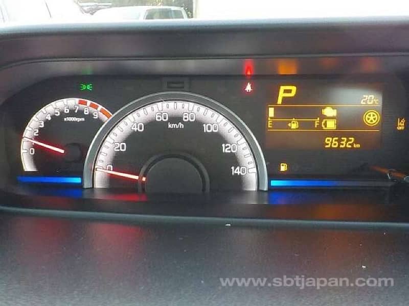 Suzuki Wagon R 2022/2025 12