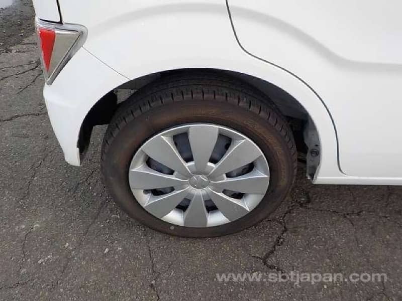 Suzuki Wagon R 2022/2025 17