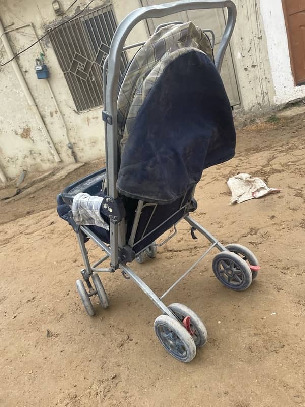 baby pram good condition 2