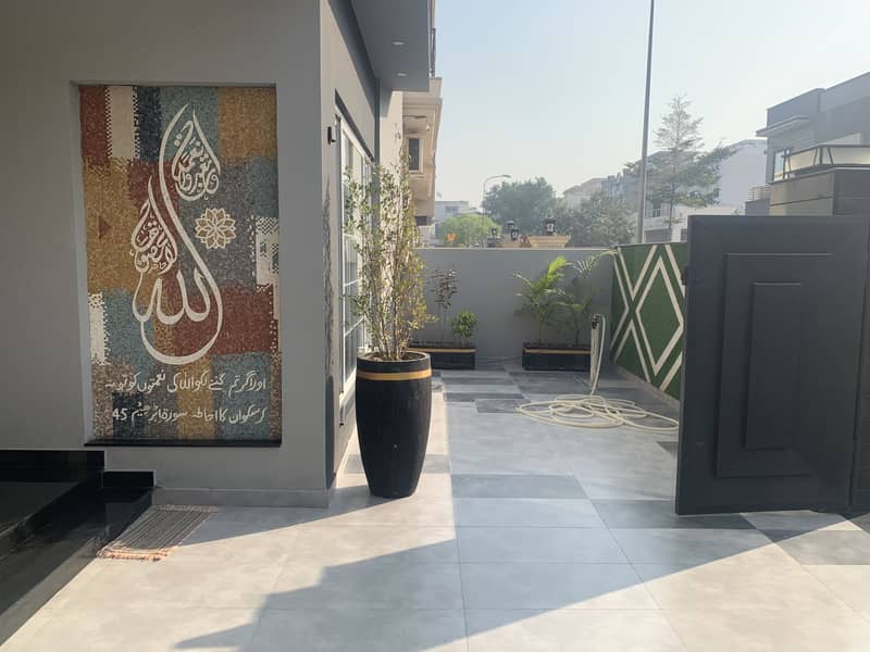 10 MARLA 5 BEDROOM BRAND NEW HOUSE ON A VERY GOOD LOCATION OF DHA PHASE 11 RAHBAR IS AVAILABLE FOR SALE 23