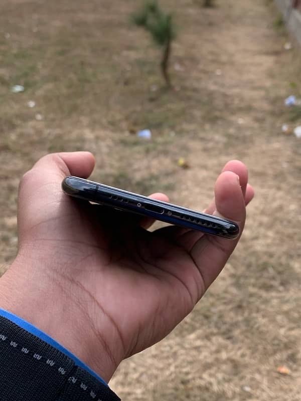 xs max ha all ok ha koi issu Nahi ha all ok ha 7